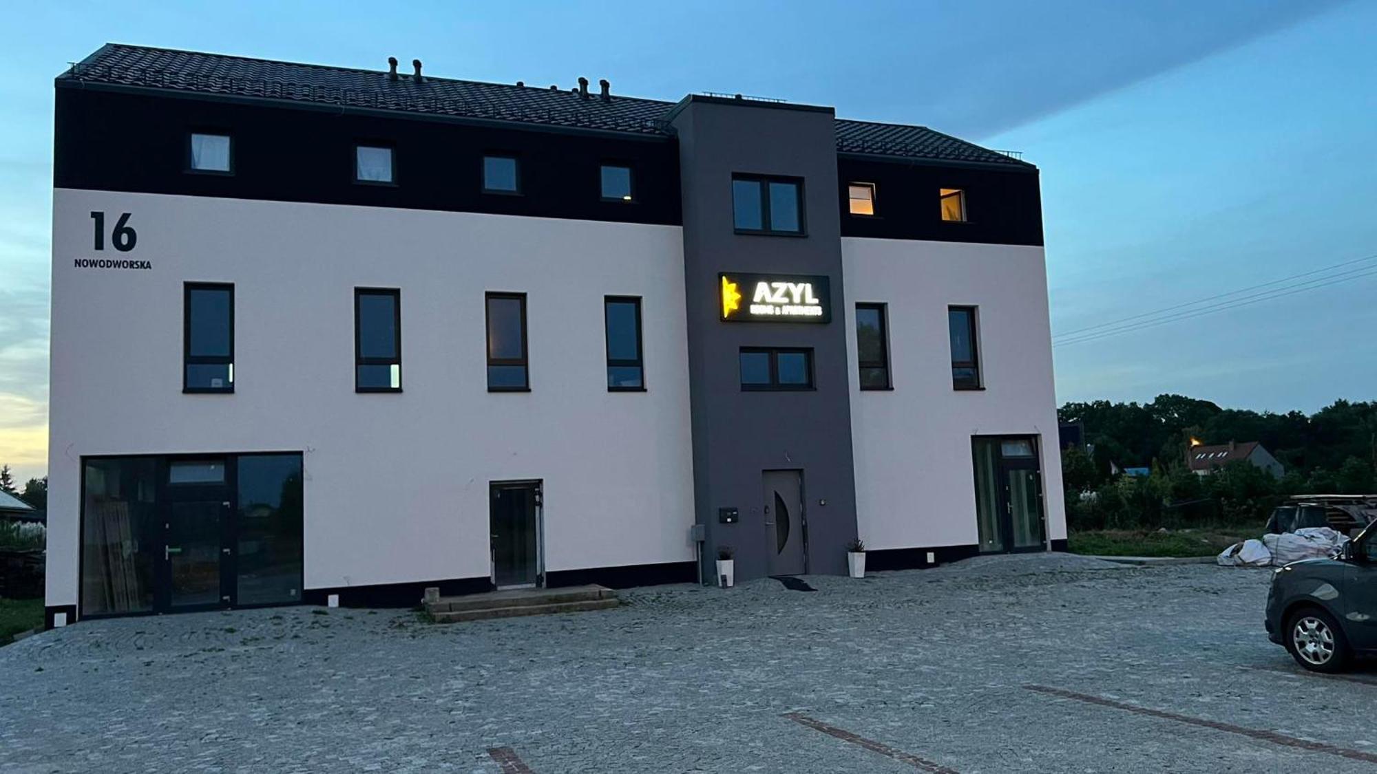 Azyl Hotel Legnica Exterior foto